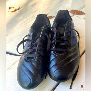 Adidas black/blue cleats, Sz 2 1/2, Youth. Preowned. EUC.